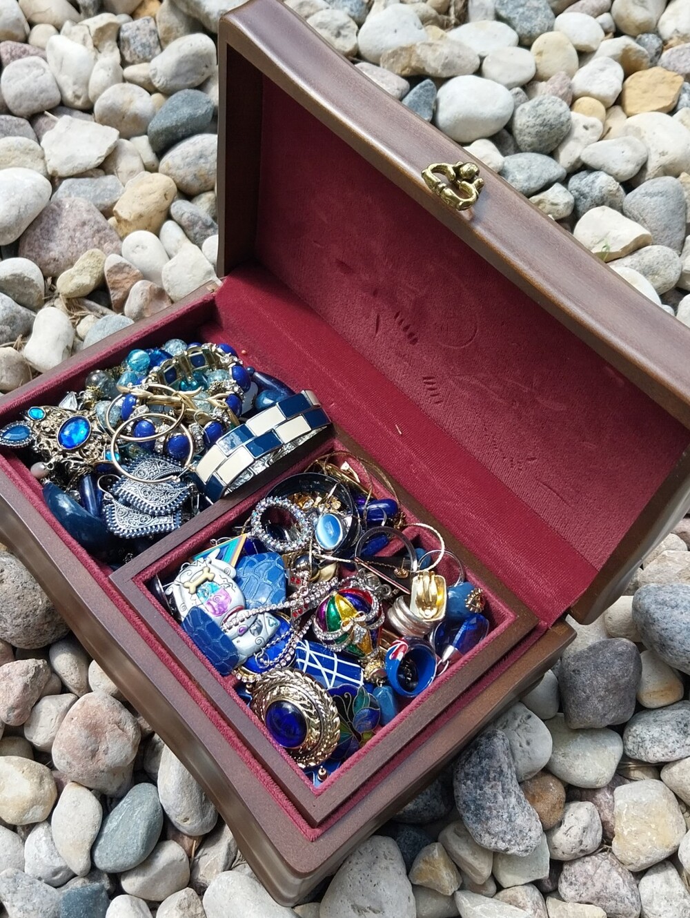 Blue Mixed Fashion Jewelry Collection - Women